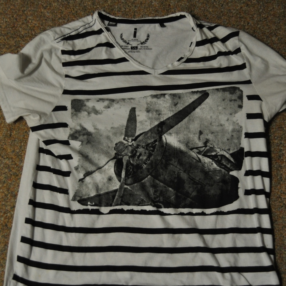 V neck T-Shirt